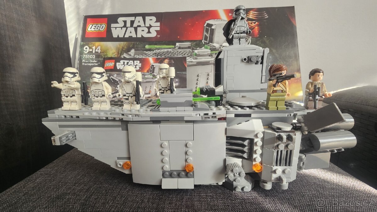 Lego Star Wars 75103 First Order Transporter - 2