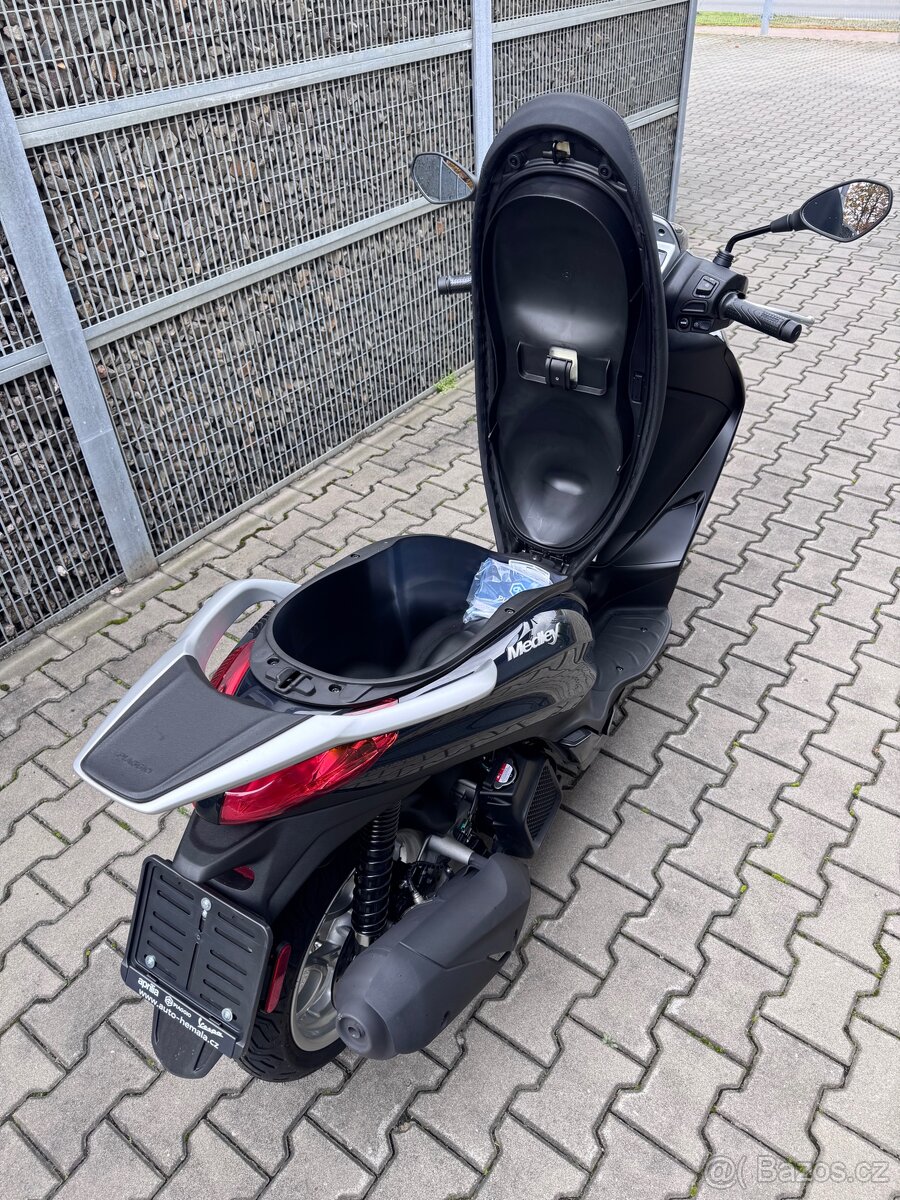 Piaggio Medley 125 Nero Abisso - 2