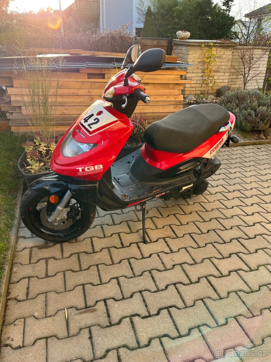 Skútr TGB - 2