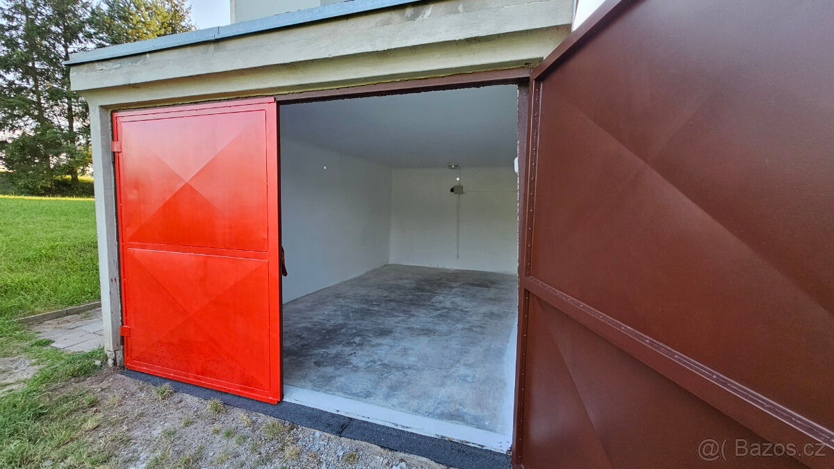 Prodám garáž v Letovicích - aktuálně rezervace - 2