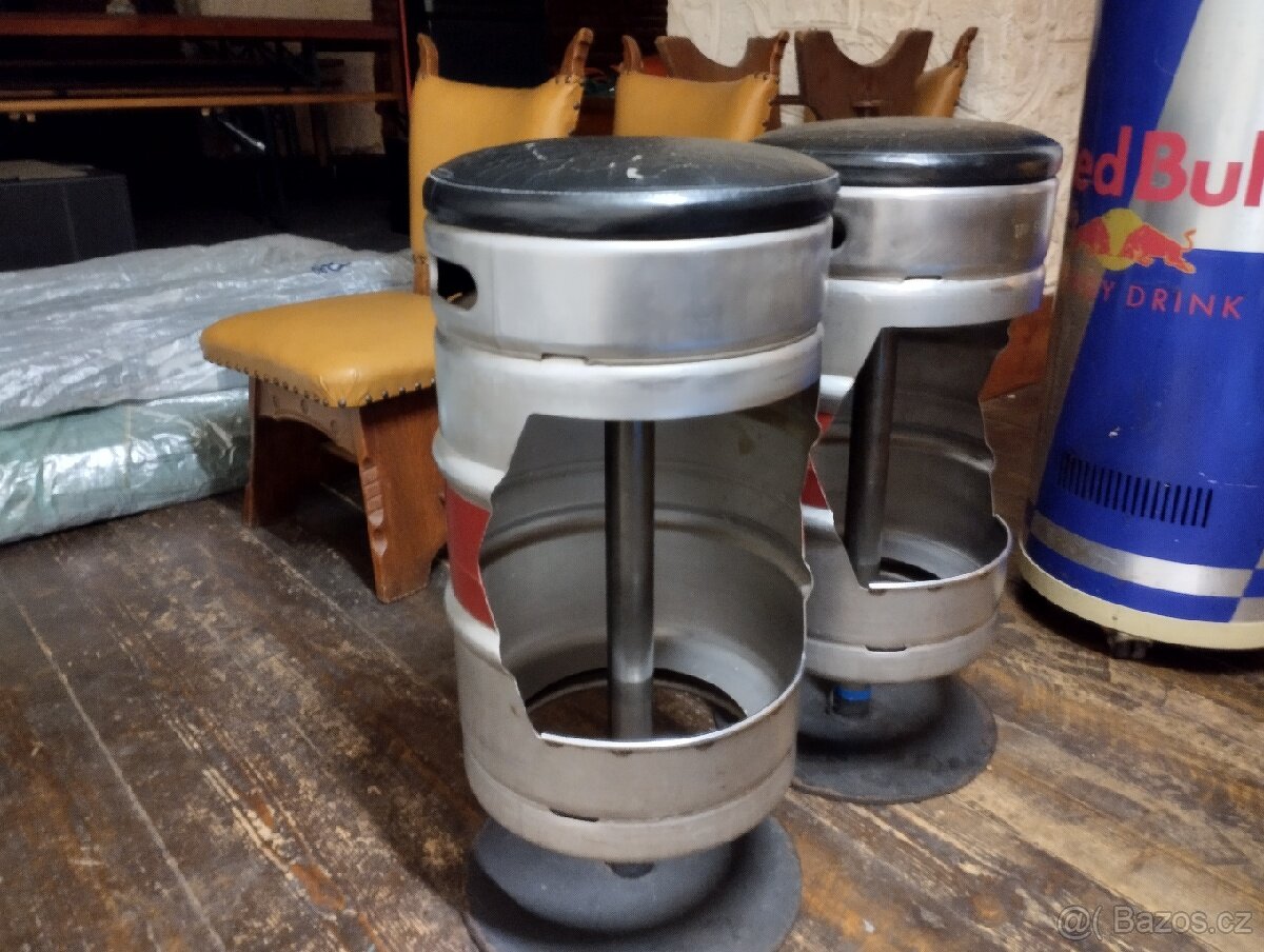 Barové židle ze sudu na pivo. - 2