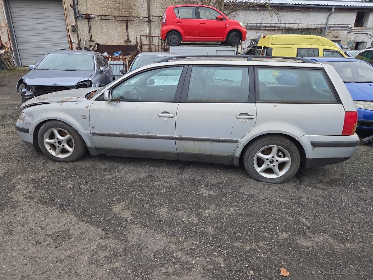 VW PASSAT 2.5TDI 4MOTION - 2