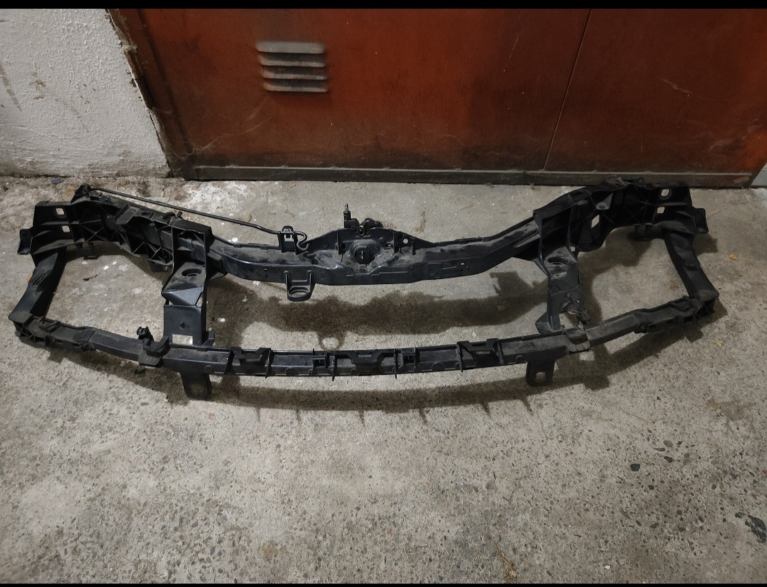 Ford Focus II přední čelo - 2