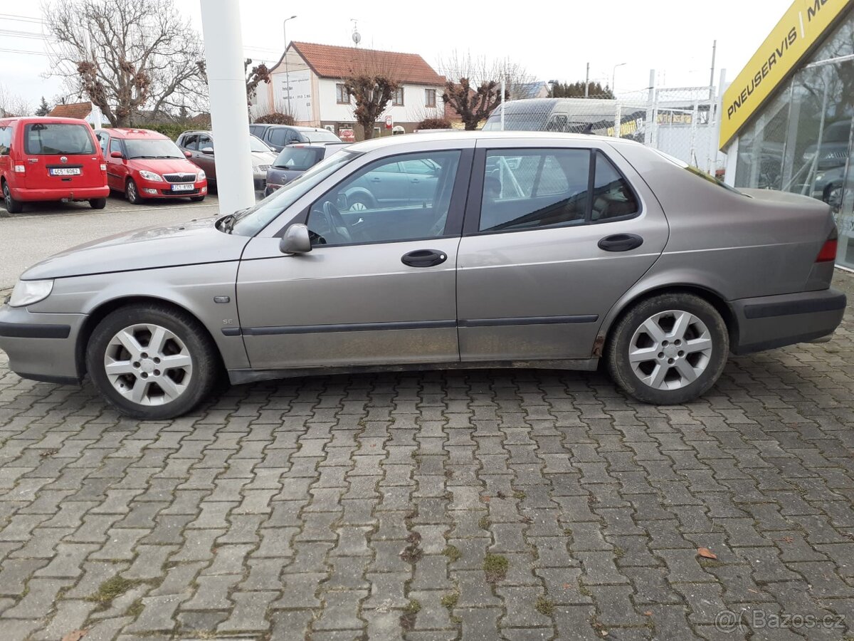 Saab 9-5 2.3t, 2001, pojízdné, bez STK. - 2