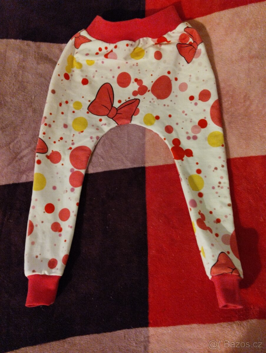 Teplákové soupravy vel.86/92 - 2