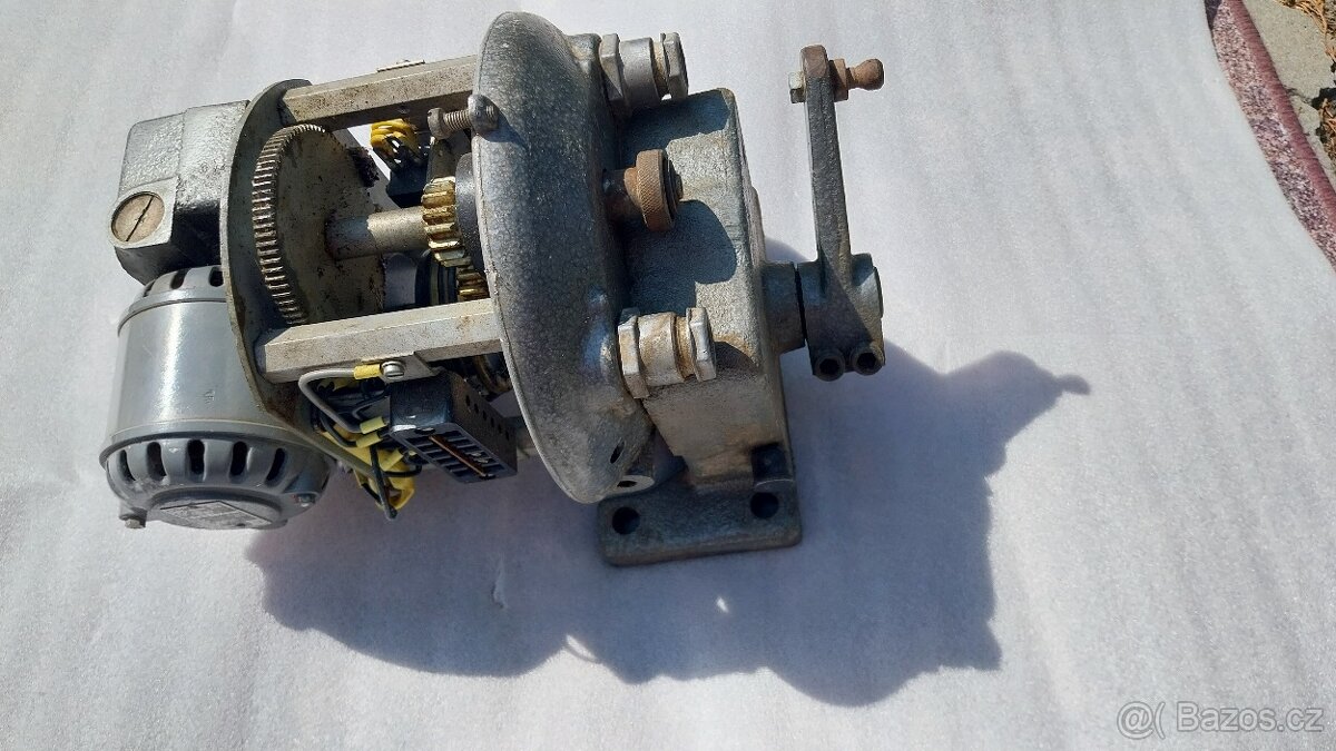 Pákový servopohon - 2