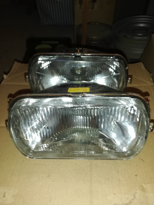 Avia 30 nepoužité díly - 2