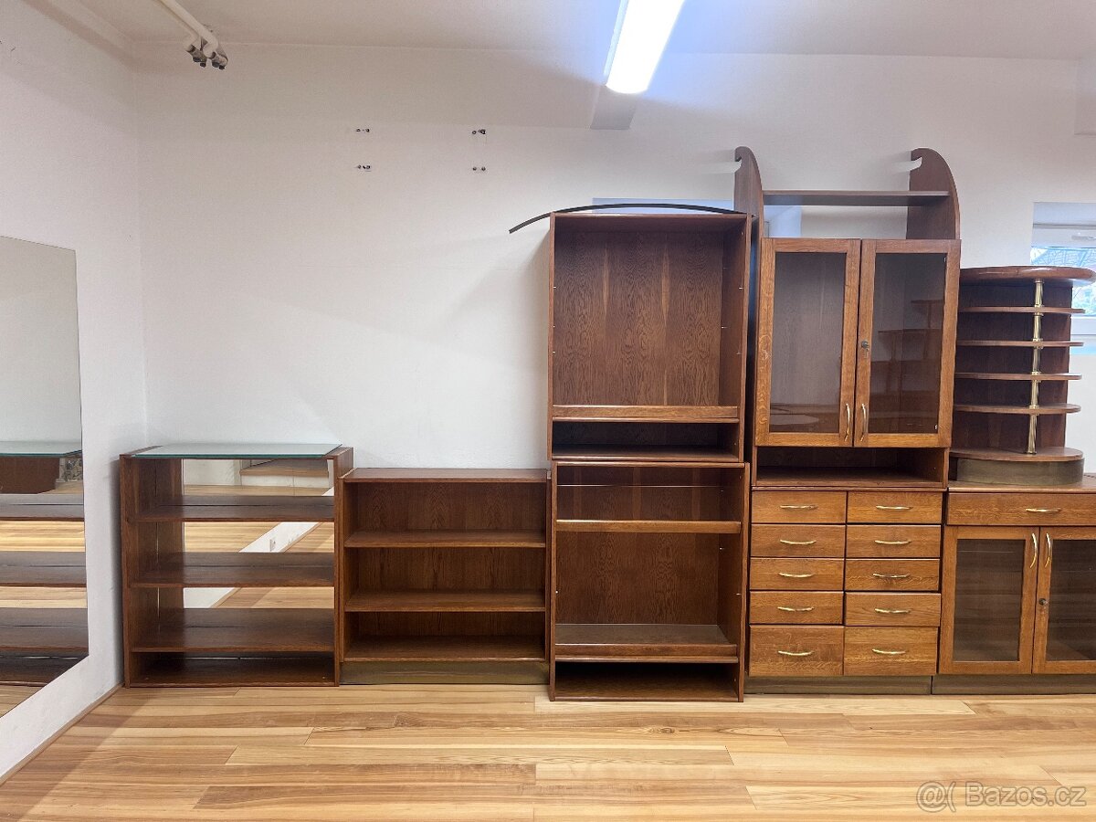 Skříně-komody-vitríny - 2