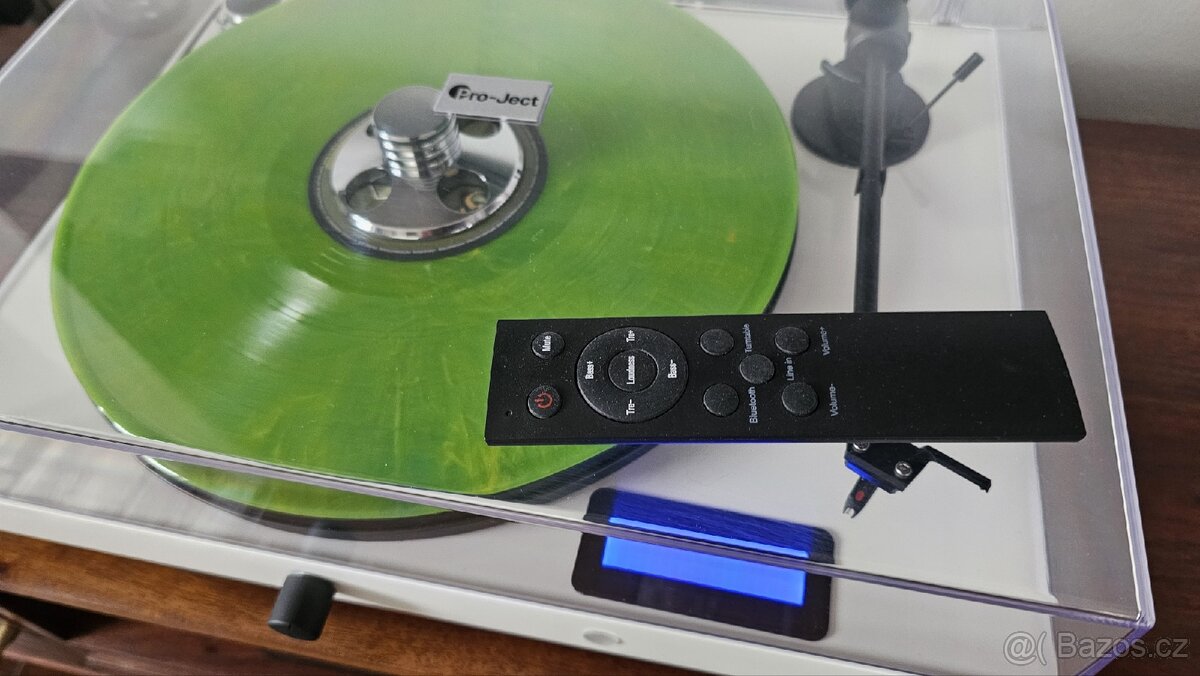 Pro-Ject JukeBox E1 bílá s bluetooth - 2