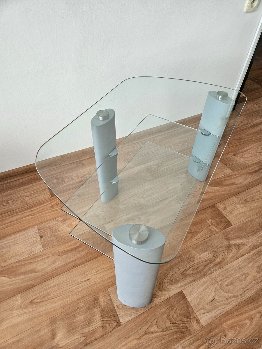 Skleněný TV stolek - 2