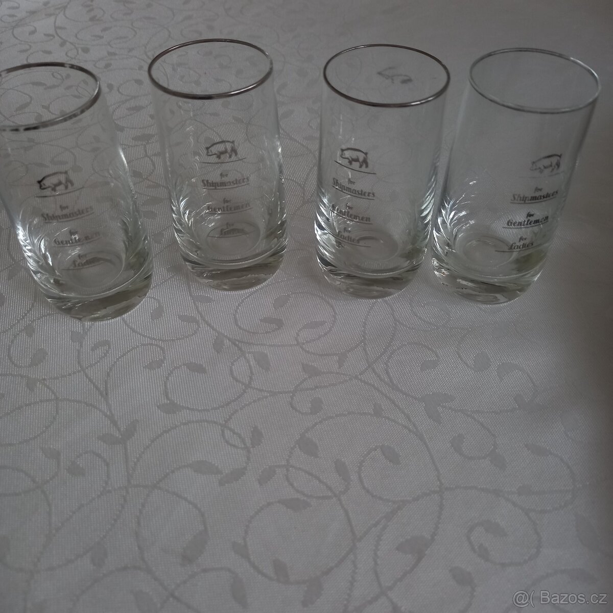 Skleněné panáky / štamprle – set 4 ks - 2