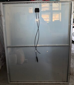 Solární fotovoltaický panel v hliníkovém rámu - 2