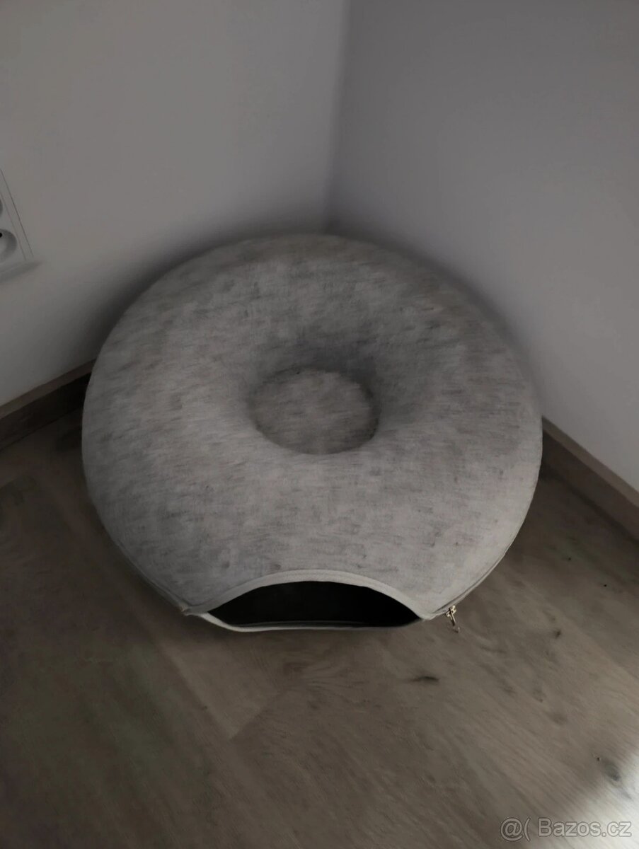 Zvířecí pelech/donut - 2