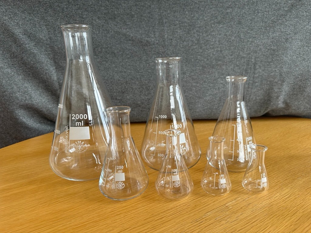 Laboratorní sklo mix - 2