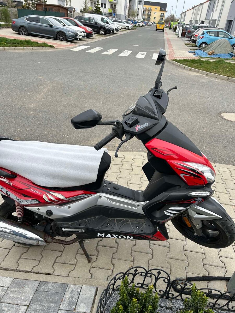Skútr 2019 rok - 2