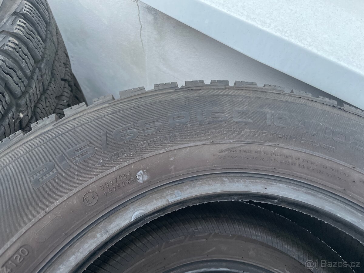 Nokian 215/65 r15c zimní - 2