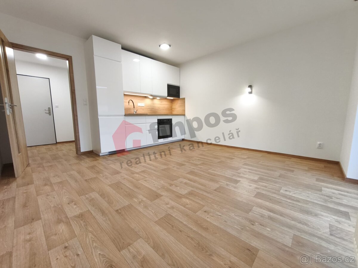 Pronájem bytu 1+kk 29 m2 ve Ždánicích, okr. Hodonín - 2