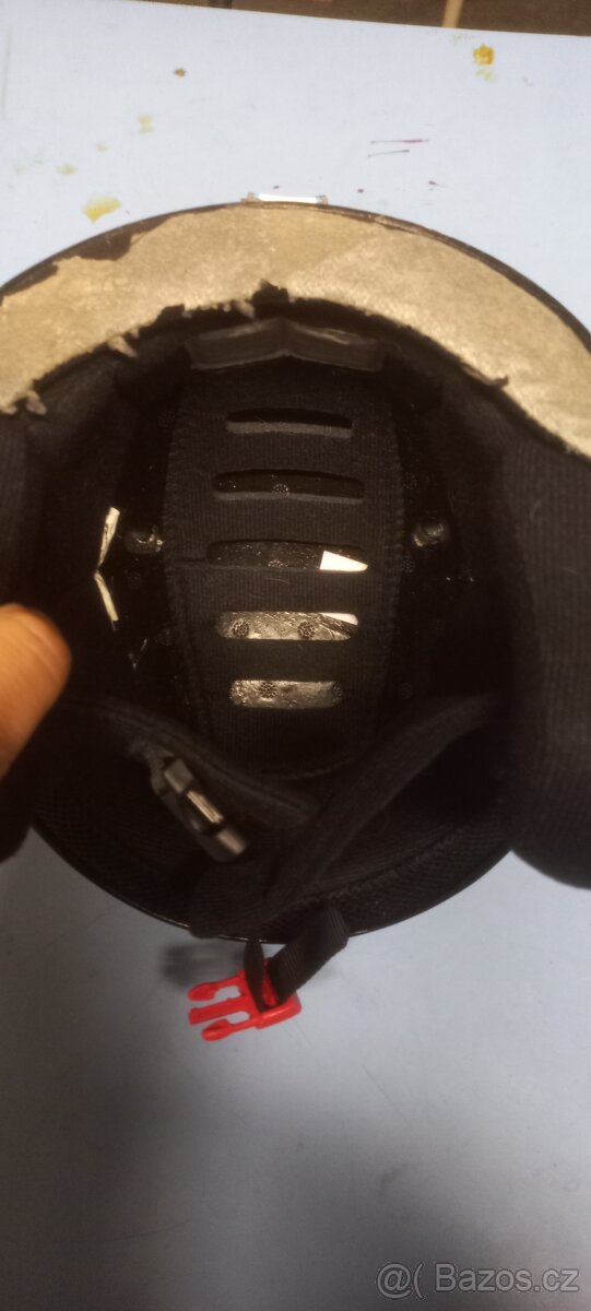 Lyžařská helma - 2