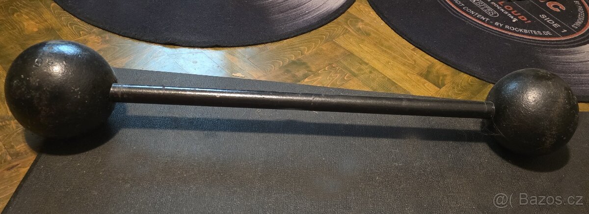 Sběratelská raritní 45kg stará činka, jednokusový original. - 2