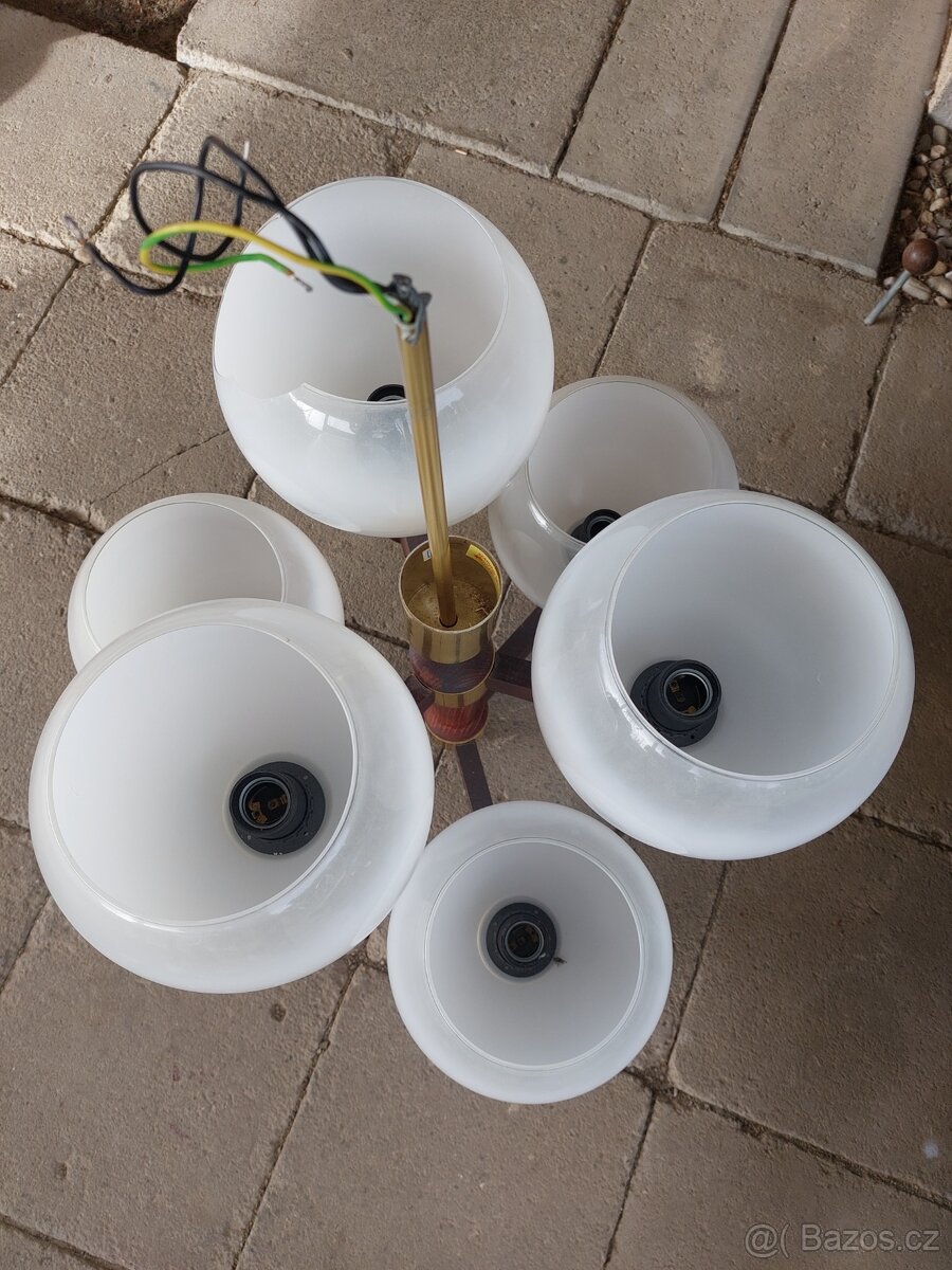 Dřevěný šestiranený lustr - 2