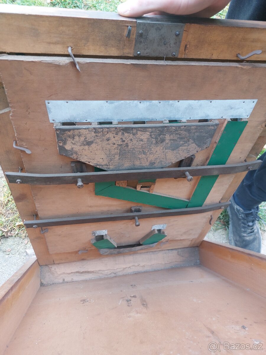 Hrací automat FORBES - 2