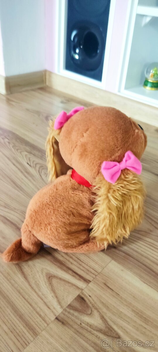 Interaktivní pes Luccy - 2