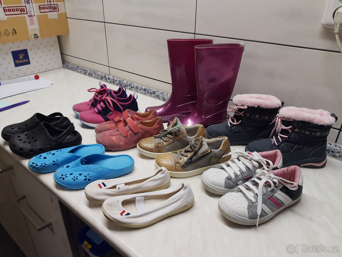 dívčí boty velikosti 30 - 2