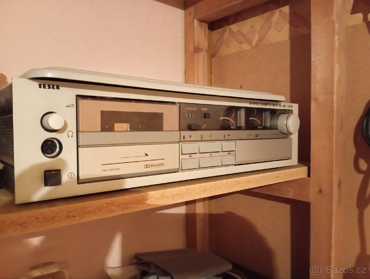 Retro kazetový rekorder - 2