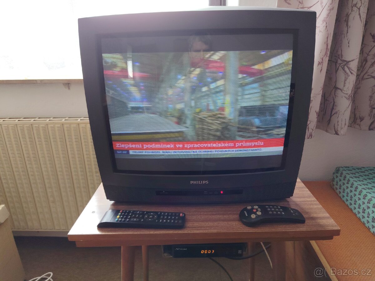 Akce 3D televize, set-top box a televizní stolek - 2