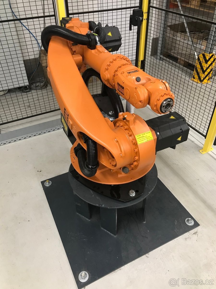 KUKA robot KR6-2 ARC pre FRONIUS - 2