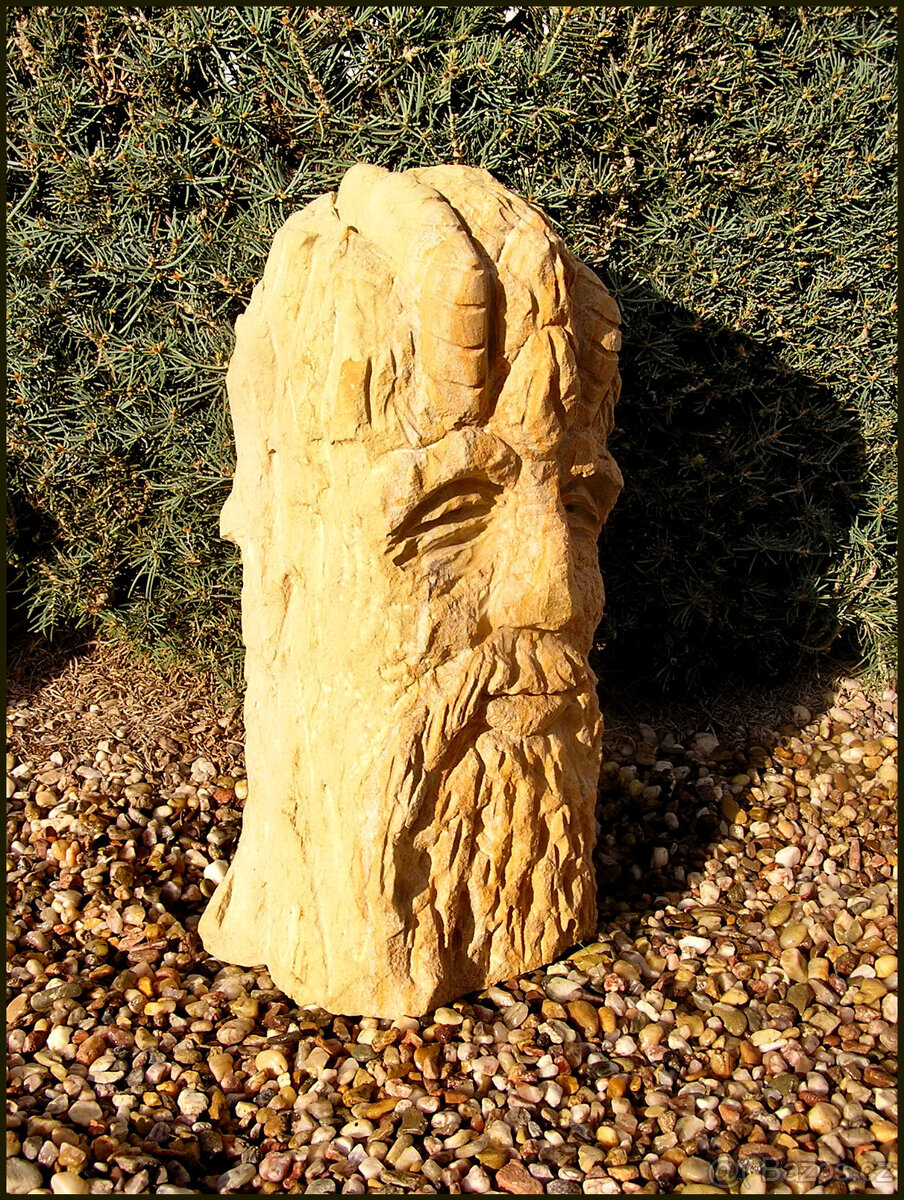 SOCHA, HLAVA Z PÍSKOVCE - ČERT - 2