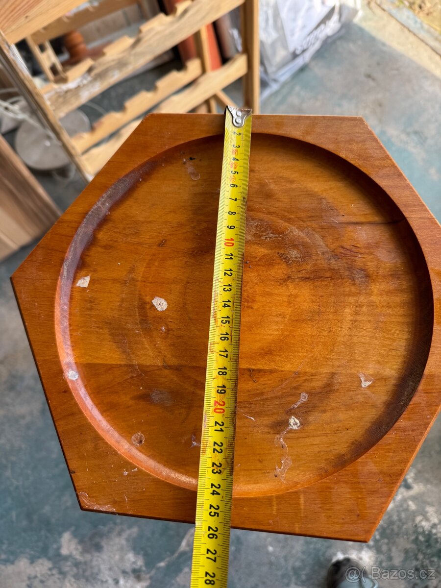 Dřevěný stojan na kytky II. - 2