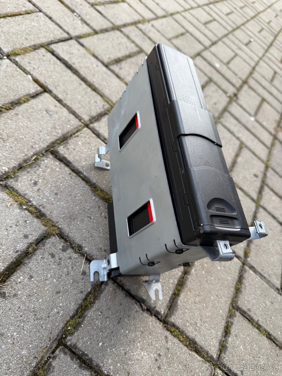 6CD charger pro bmw e83 x3 - 2