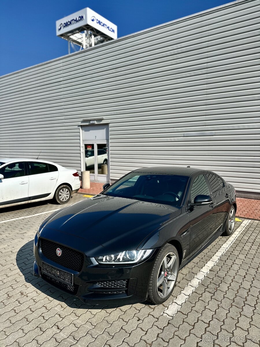 Jaguar XE R-SPORT 4 AWD - 2