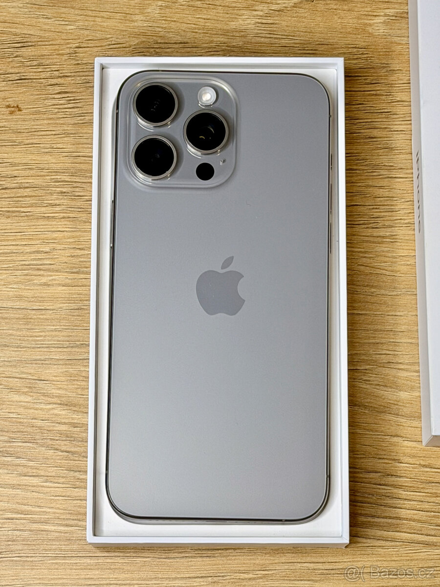 iPhone 15 Pro Max 256 GB přírodní titan - 2