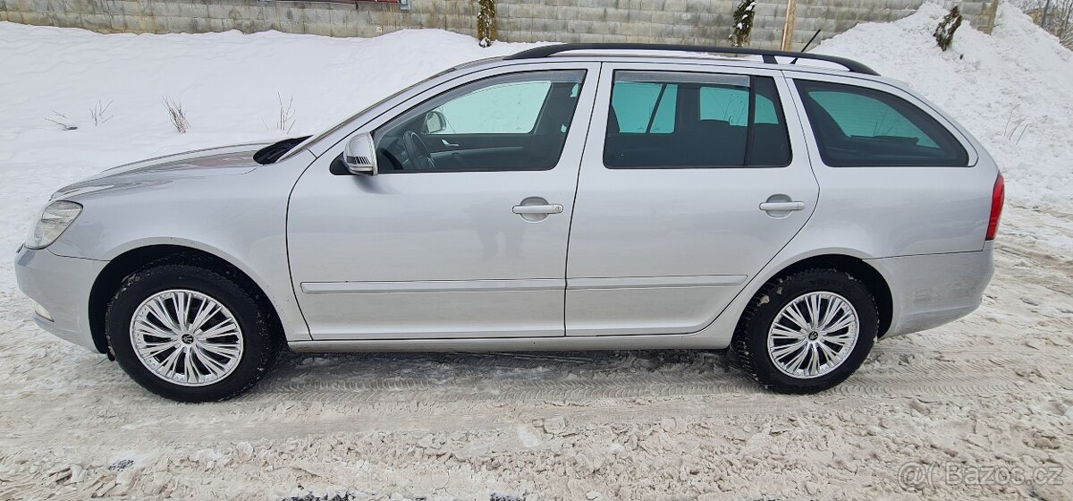 Škoda Octavia, 1,8 TSI, Xenony - 2