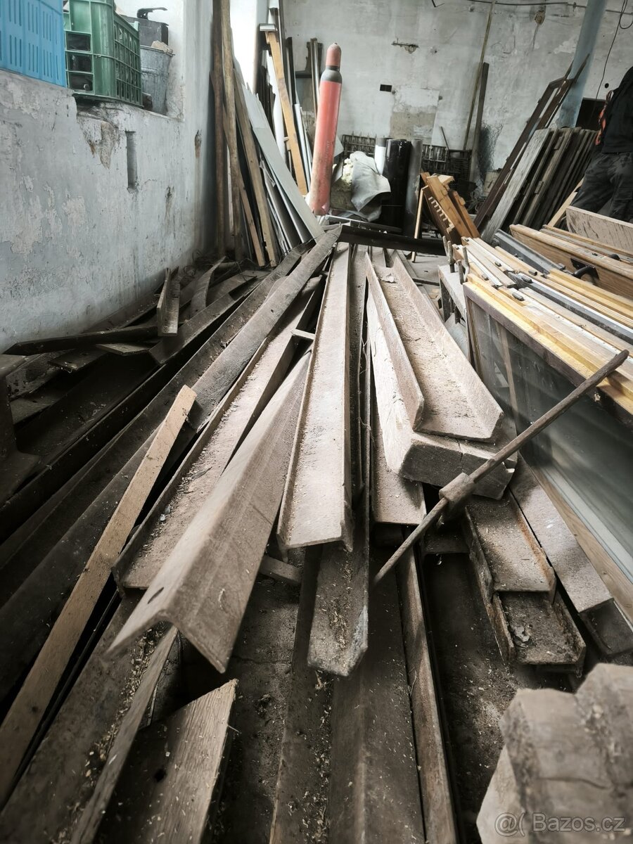 Ocelové nosníky,traverzy - 2