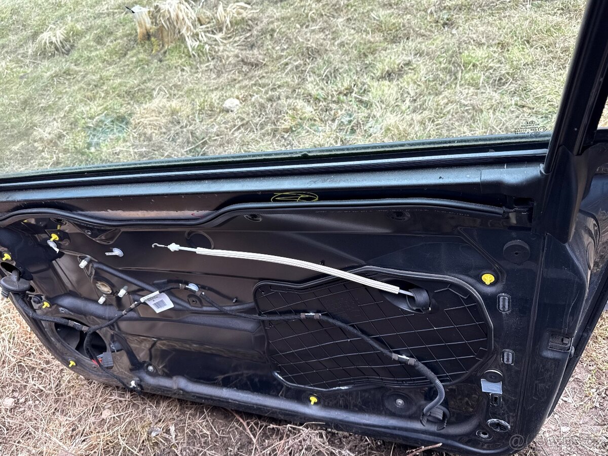 Přední dveře Audi S3 / A3 8P 3-dvéř - 2