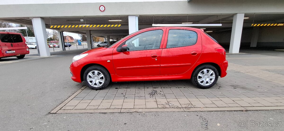 206 +, koupeno v ČR - 2