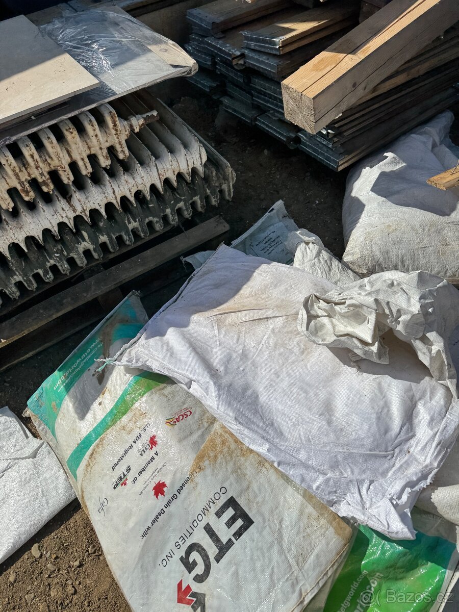 prodám litinový radiátor - 2