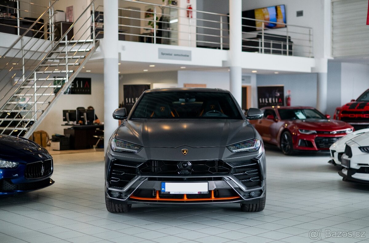 Lamborghini Urus Standard - 2
