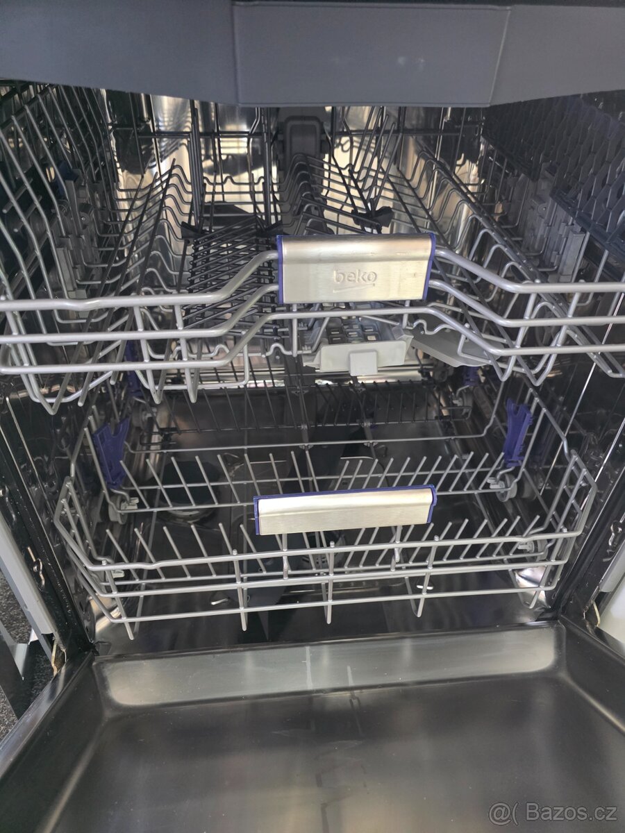 Myčka Beko DEN 38530XAD - 2