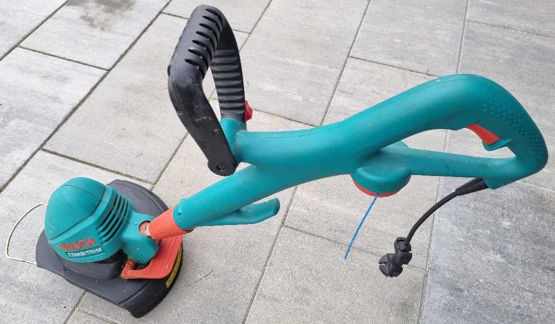 Strunová elektrická sekačka Bosch Art 30 Combitrim - 2