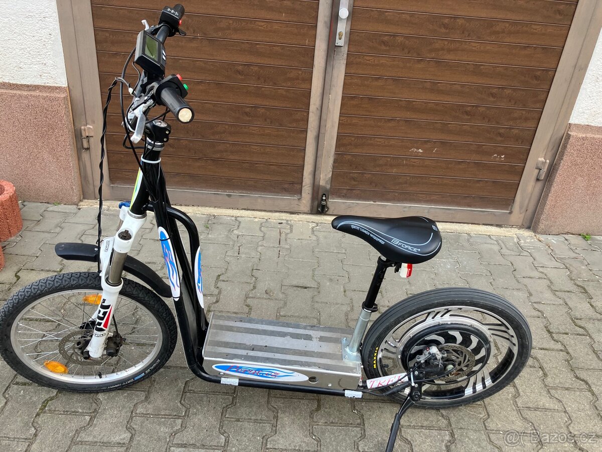 Predám kolobezku perut nova bateria perfektný darček - 2