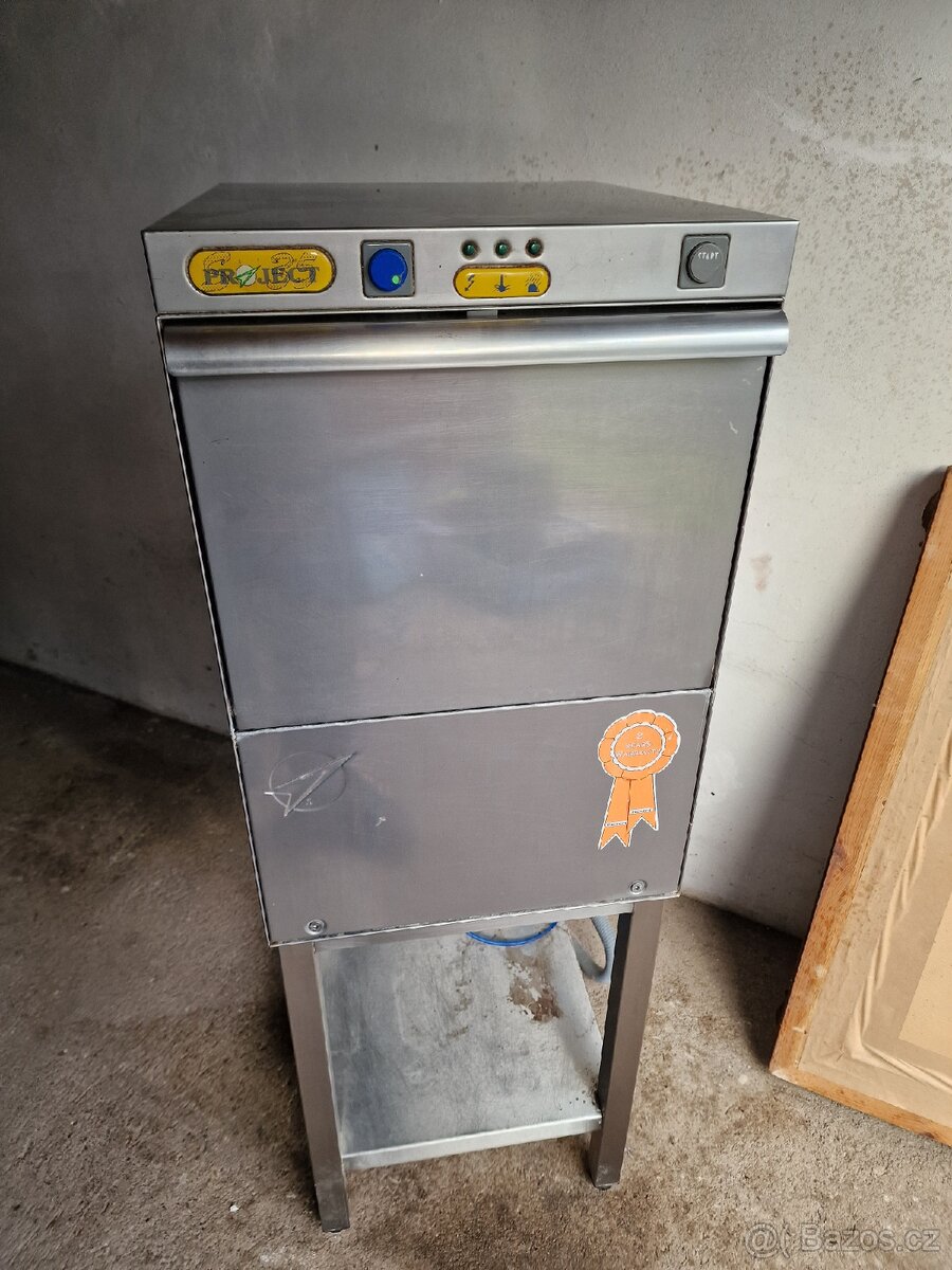 Gastro nerez myčka - 2