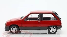 Opel Corsa A SR ( 1: 24 ) - 2