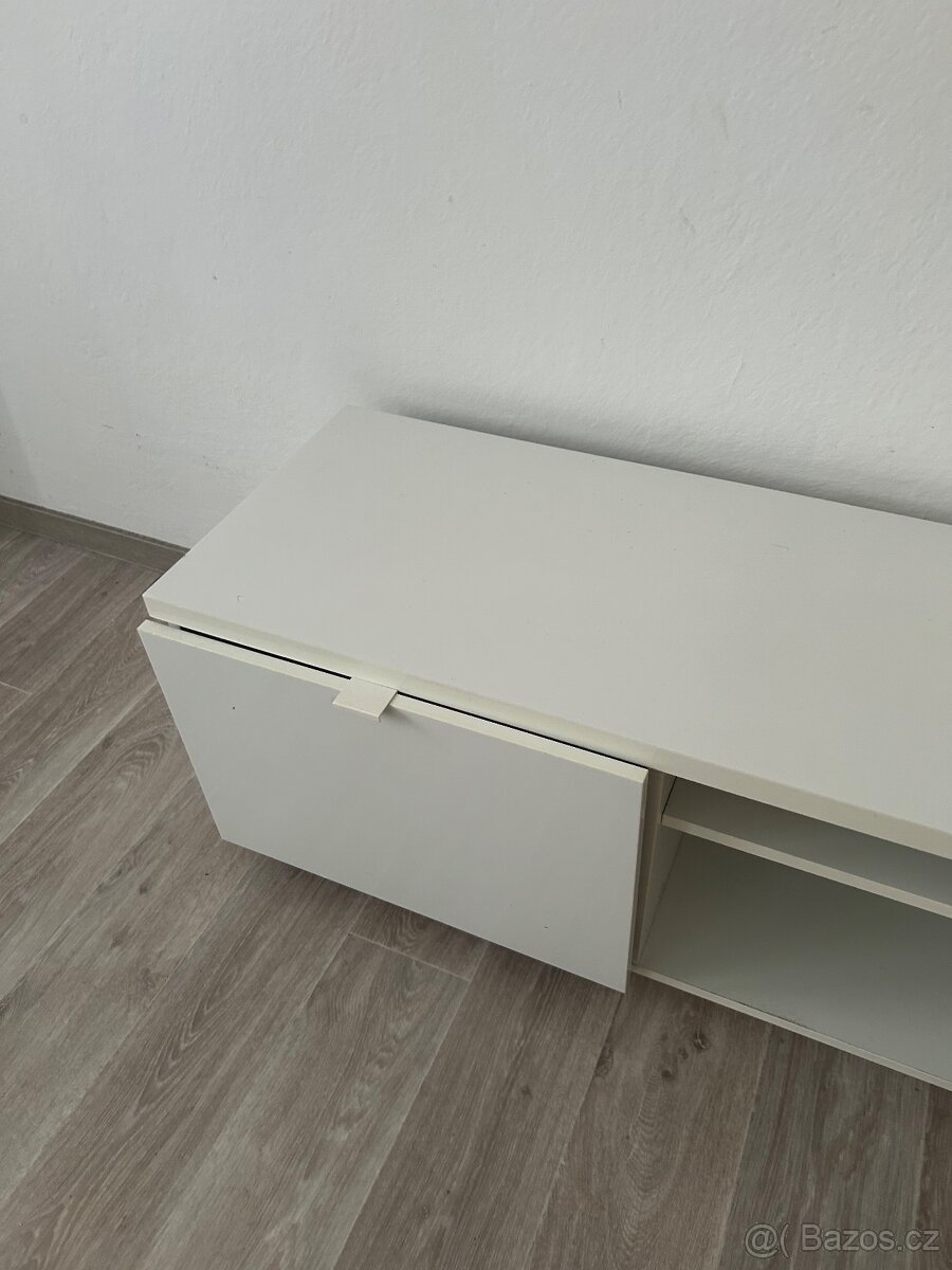 Televizní stolek - 2