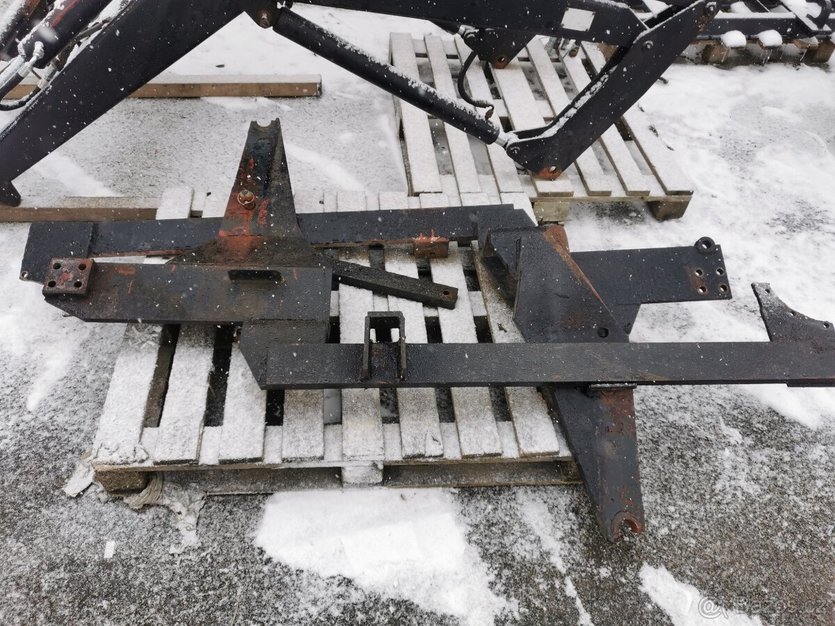 ČELNÍ NAKLADAČ NA ZETOR - 2