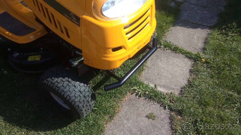 prodám přední nárazník rám na trakturek riwall - 2