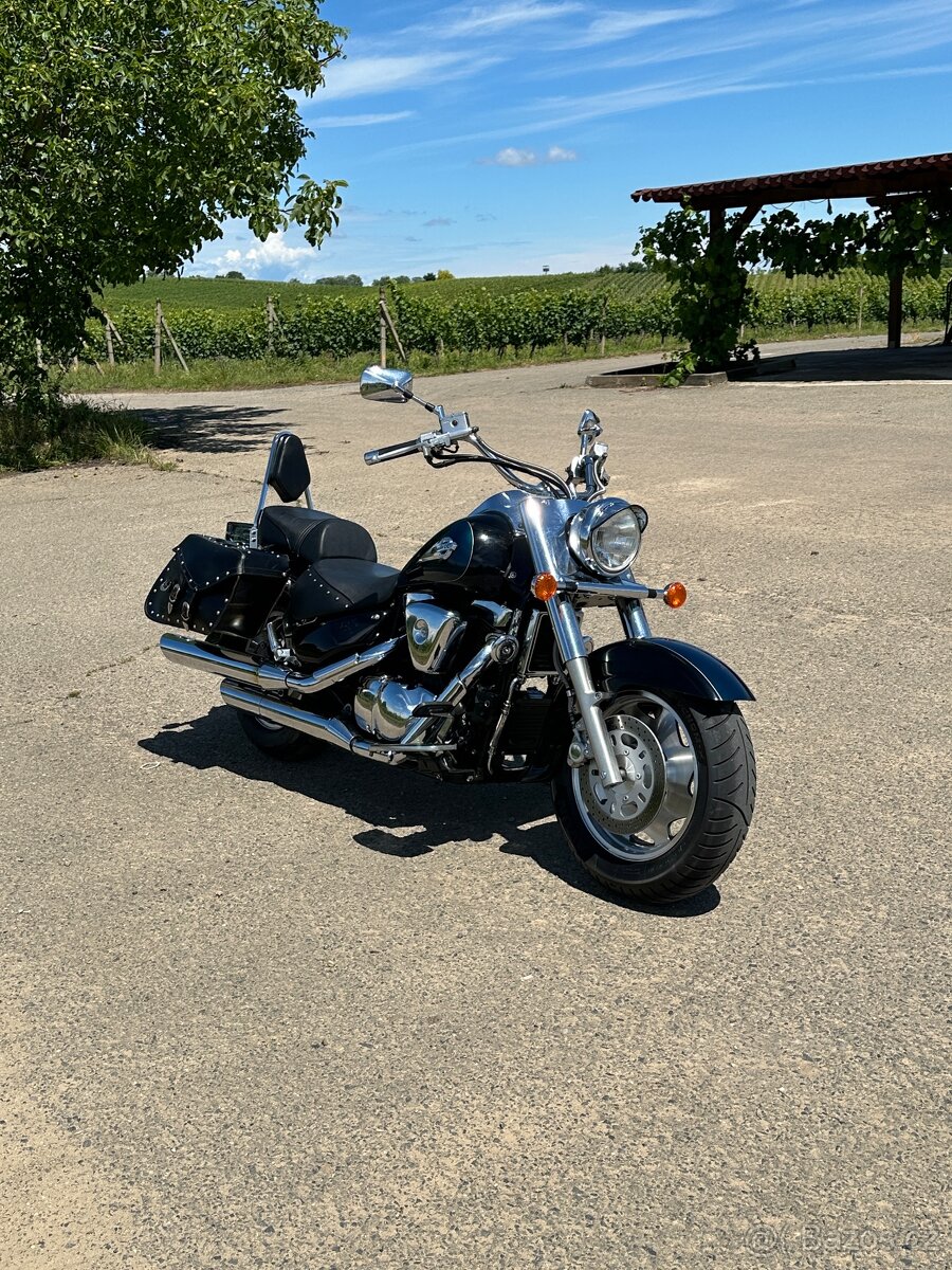 Suzuki VL 1500 Intruder - 2